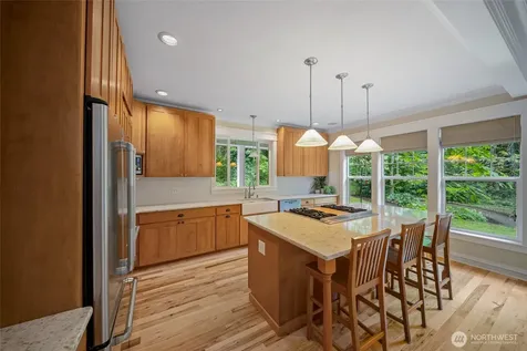 6127 Lemon Road NE Olympia WA 98506