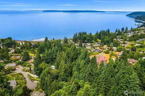8036 Cyrus Place Edmonds WA 98026