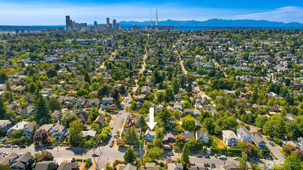 1607 34th Street Seattle WA 98122