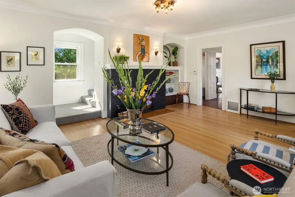 1607 34th Street Seattle WA 98122