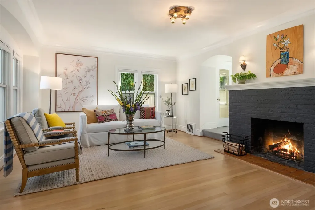 1607 34th Street Seattle WA 98122