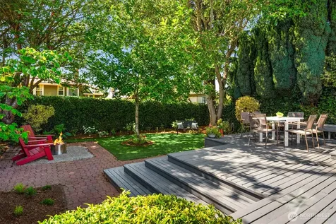 1607 34th Street Seattle WA 98122