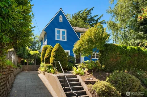 1607 34th Street Seattle WA 98122