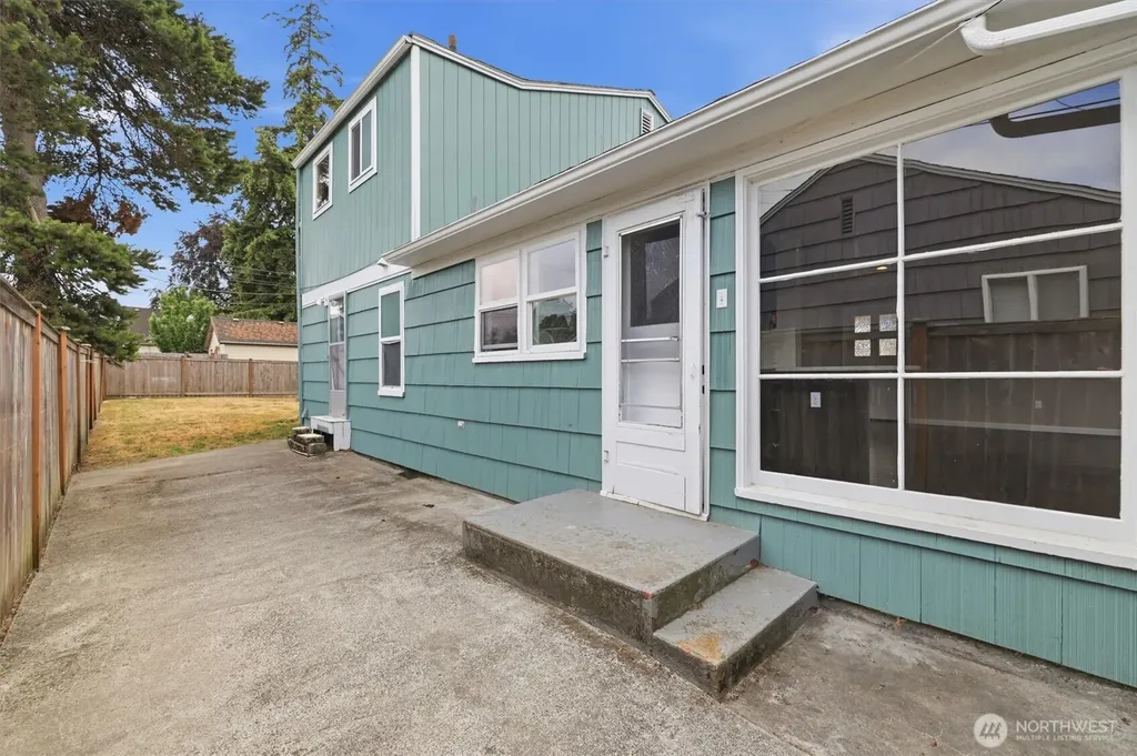 2819 N Mullen Street Tacoma WA 98407