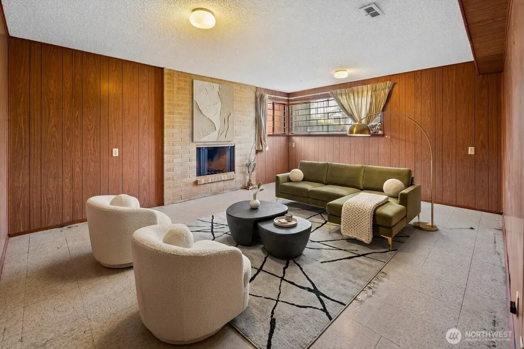 6100 28th Avenue S Seattle WA 98108
