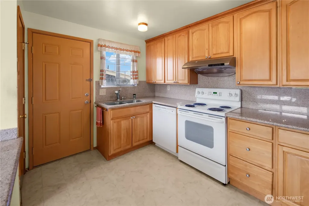 6100 28th Avenue S Seattle WA 98108