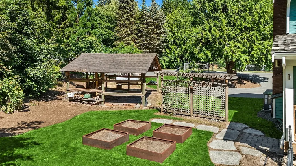 6731 244th Place NE Redmond WA 98053
