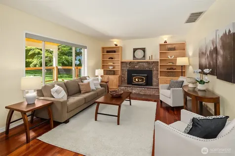 6731 244th Place NE Redmond WA 98053
