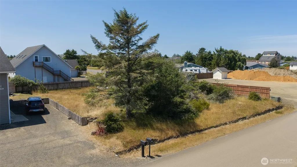 963 Silver King Avenue SE Ocean Shores WA 98569