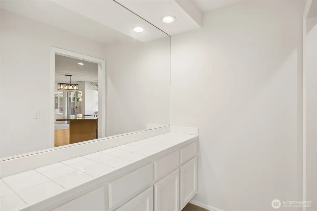 3106 235th Avenue SE Sammamish WA 98075