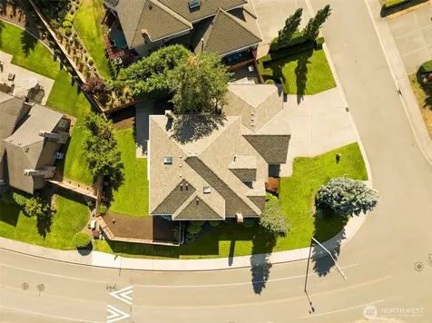 3106 235th Avenue SE Sammamish WA 98075