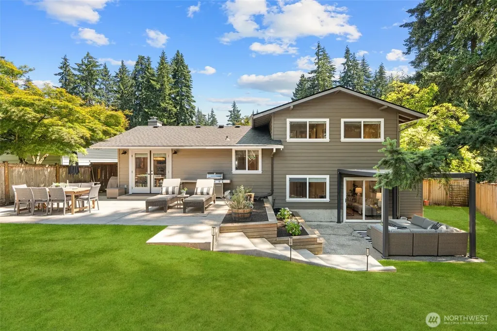 14205 119th Avenue NE Kirkland WA 98034