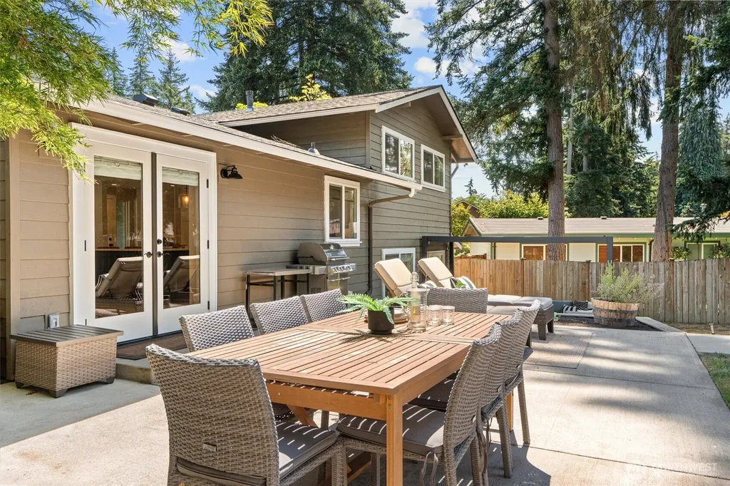 14205 119th Avenue NE Kirkland WA 98034