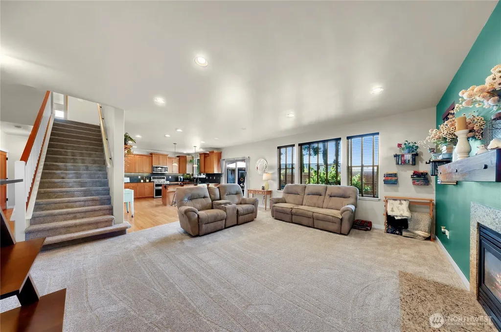 1302 Eastwood Way Lynden WA 98264
