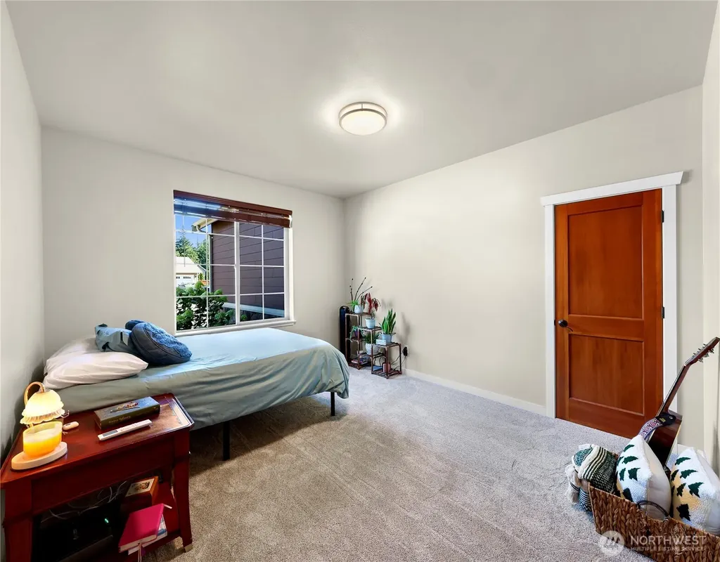 1302 Eastwood Way Lynden WA 98264
