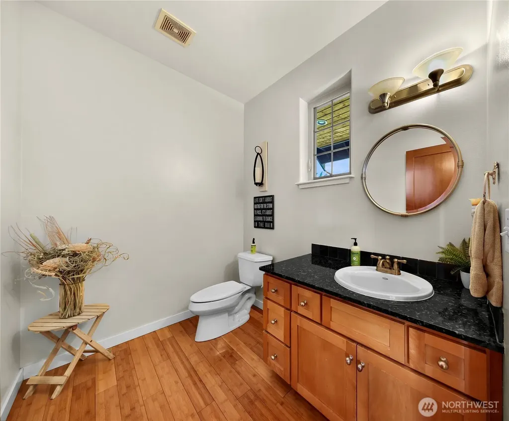 1302 Eastwood Way Lynden WA 98264
