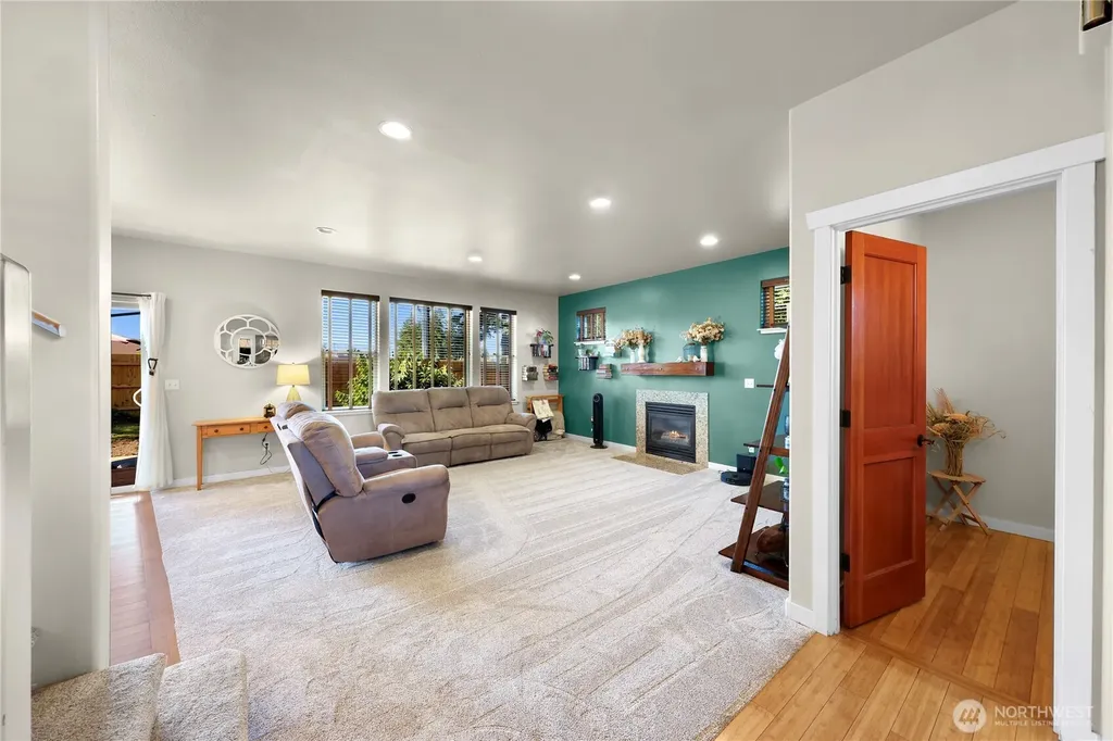 1302 Eastwood Way Lynden WA 98264