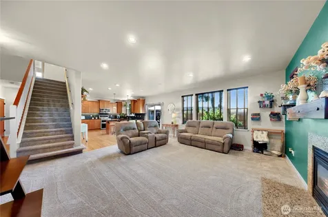 1302 Eastwood Way Lynden WA 98264