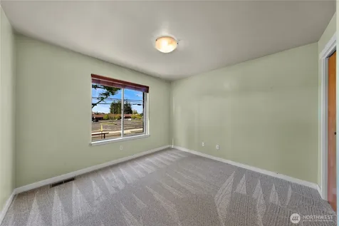 1302 Eastwood Way Lynden WA 98264