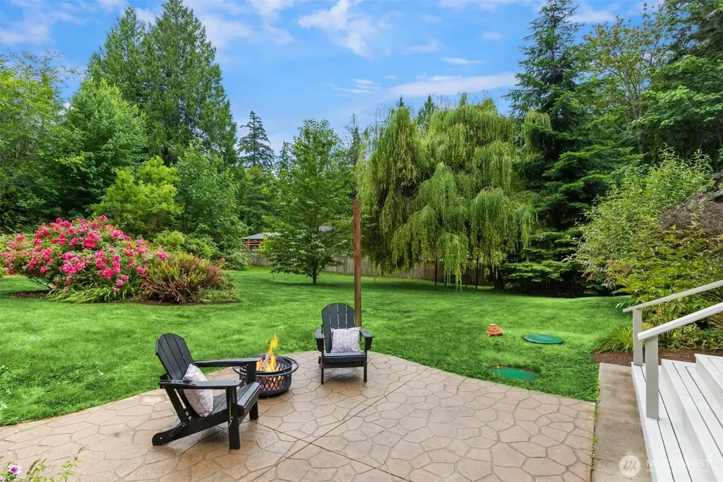 11727 Arrow Point Drive NE Bainbridge Island WA 98110