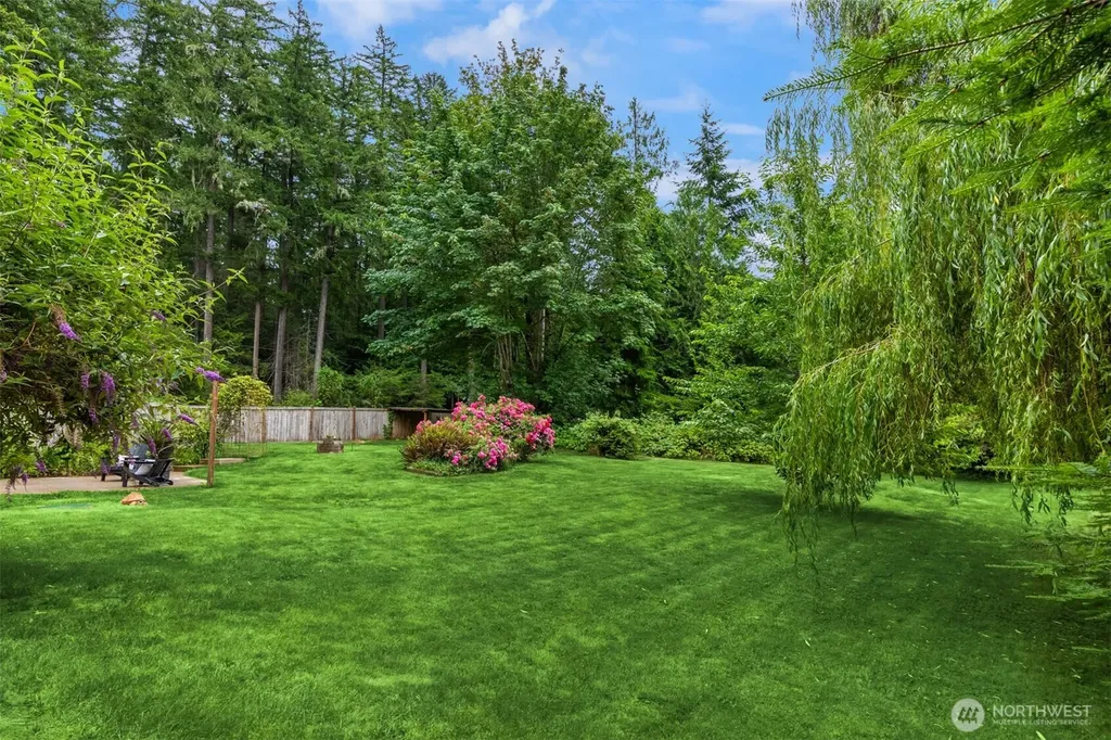 11727 Arrow Point Drive NE Bainbridge Island WA 98110