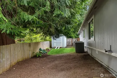 11727 Arrow Point Drive NE Bainbridge Island WA 98110