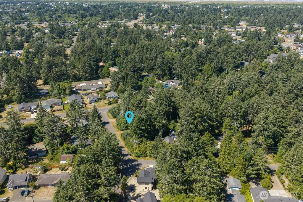 422 Mud Hen Loop SE Ocean Shores WA 98569