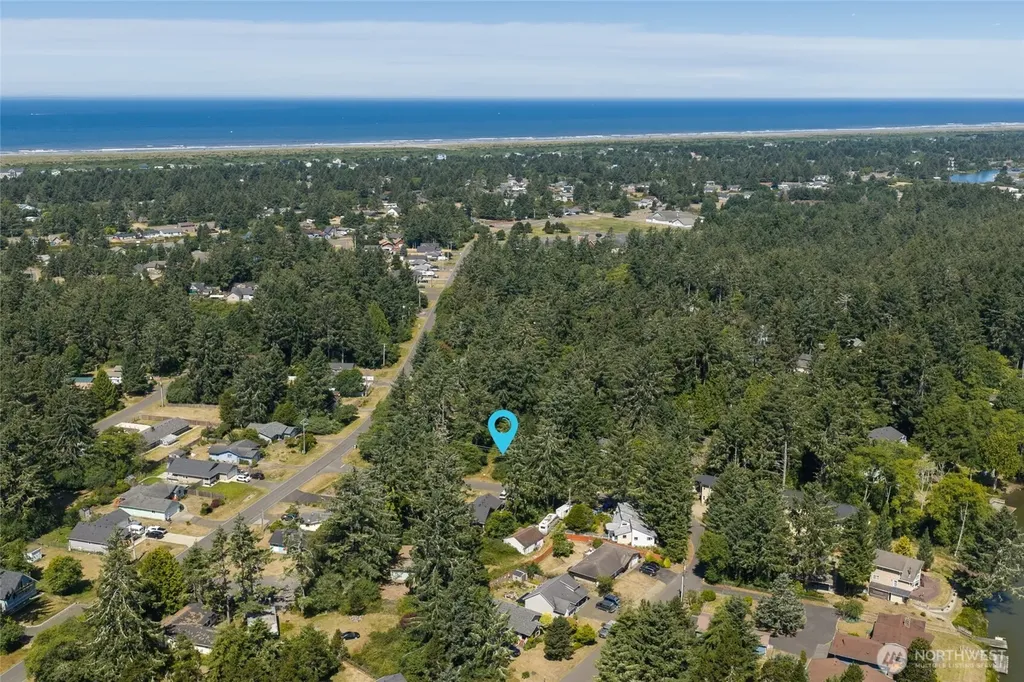 422 Mud Hen Loop SE Ocean Shores WA 98569