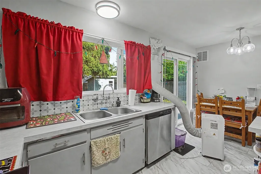 420 Wilson Street NE Olympia WA 98506