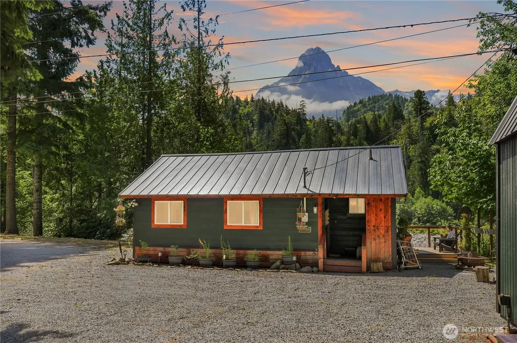 48308 River Park Drive Index WA 98256