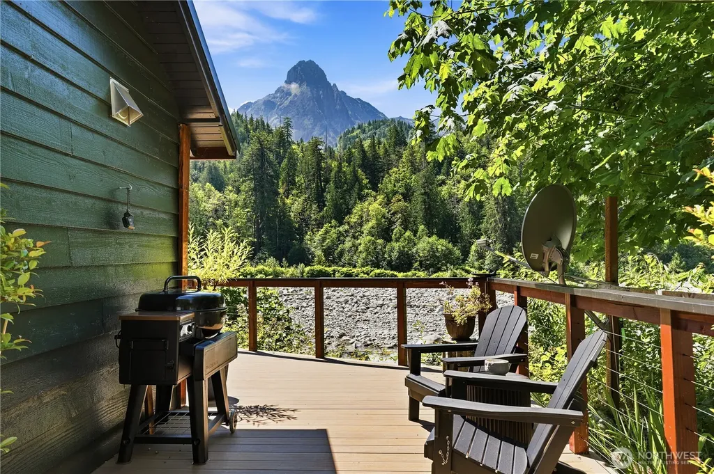 48308 River Park Drive Index WA 98256