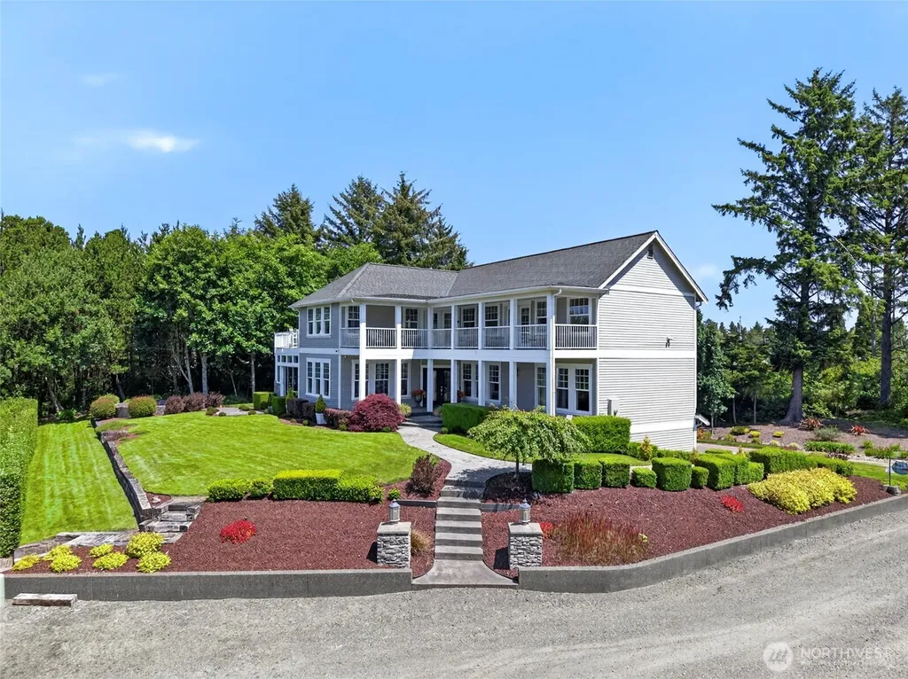 22225 Pacific Way Ocean Park WA 98640
