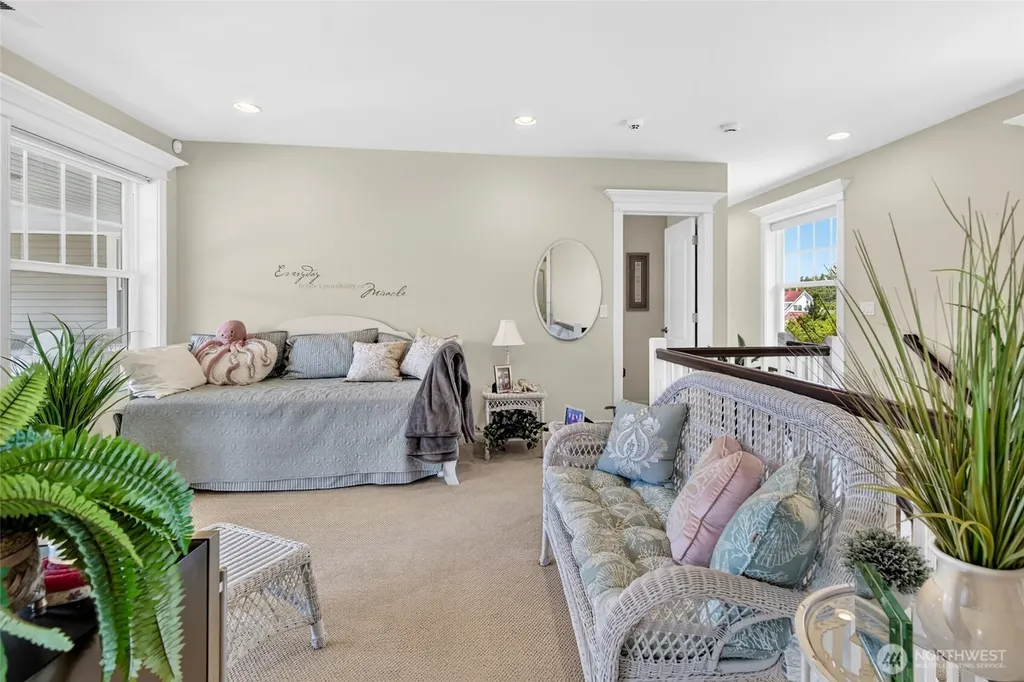 22225 Pacific Way Ocean Park WA 98640