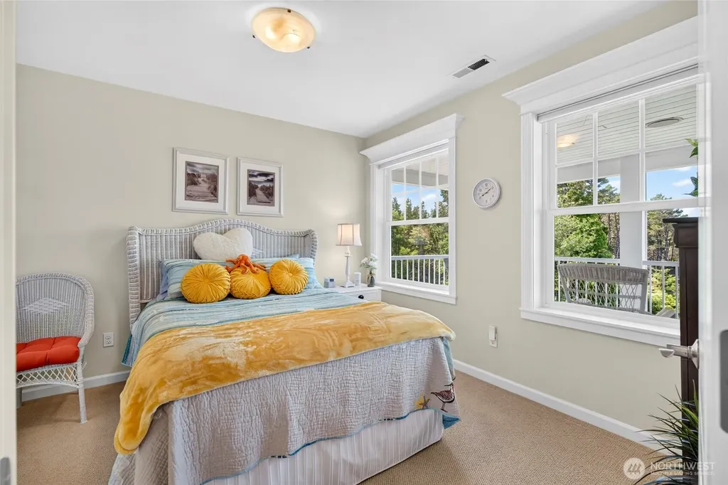 22225 Pacific Way Ocean Park WA 98640