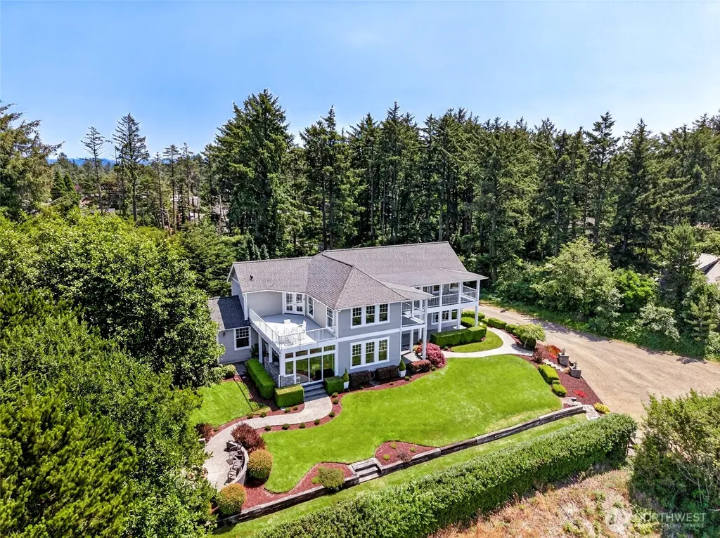 22225 Pacific Way Ocean Park WA 98640