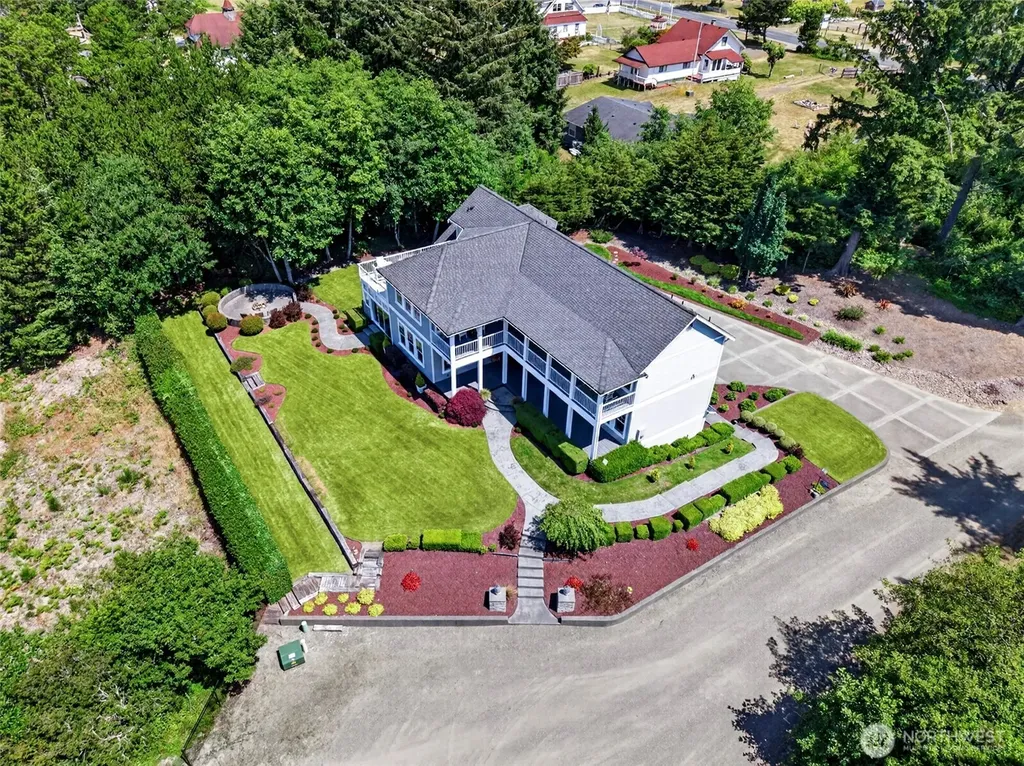 22225 Pacific Way Ocean Park WA 98640