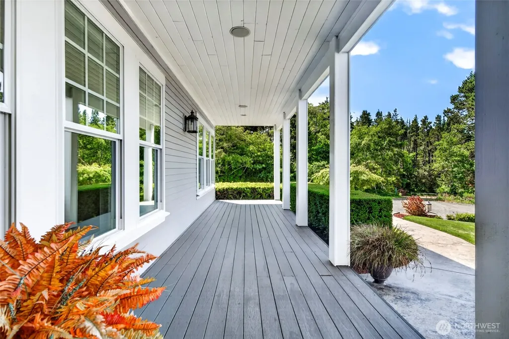 22225 Pacific Way Ocean Park WA 98640