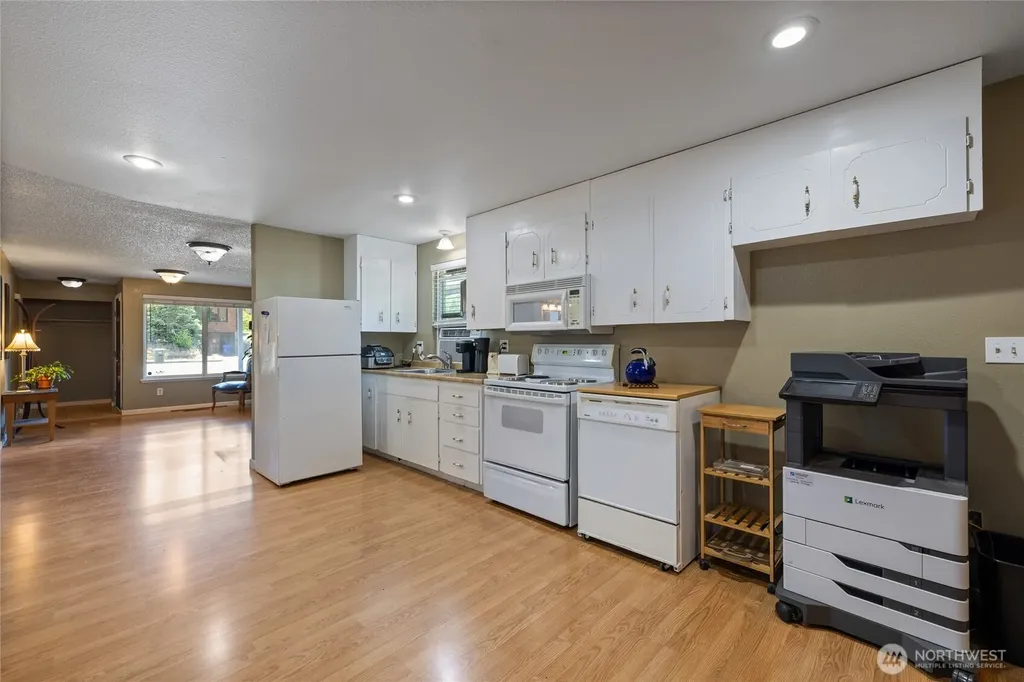 4119 6th Avenue Tacoma WA 98406