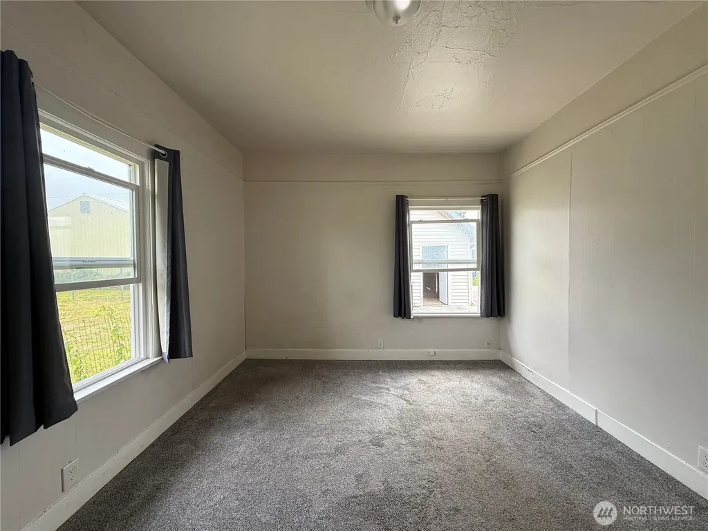519 28th Street Hoquiam WA 98550