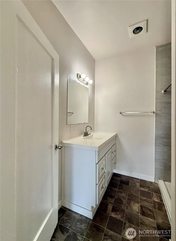 519 28th Street Hoquiam WA 98550