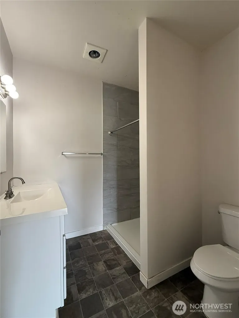 519 28th Street Hoquiam WA 98550