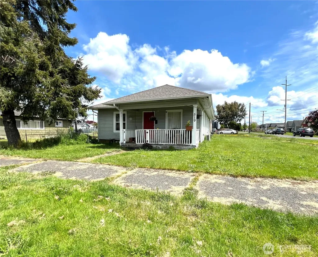 519 28th Street Hoquiam WA 98550