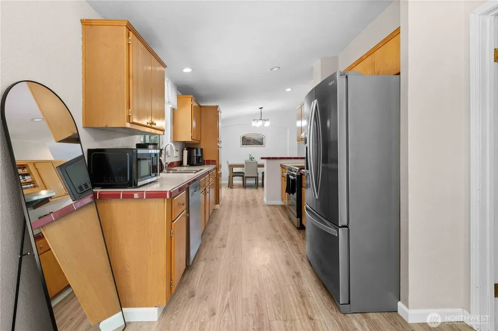 3499 SE Bear Tree Lane Port Orchard WA 98367