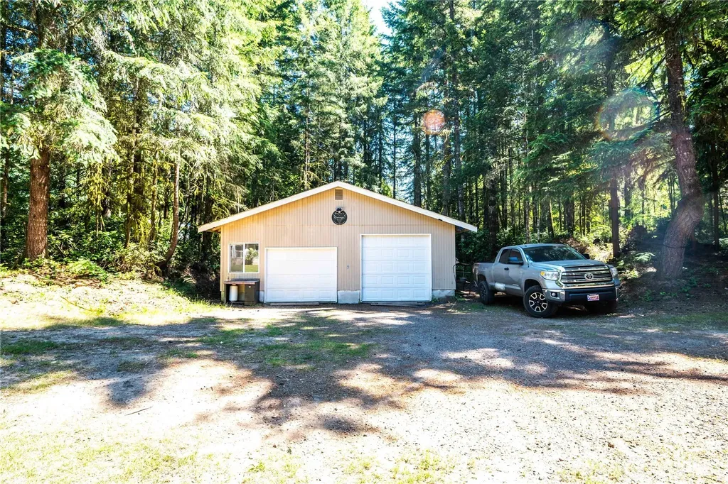 3499 SE Bear Tree Lane Port Orchard WA 98367