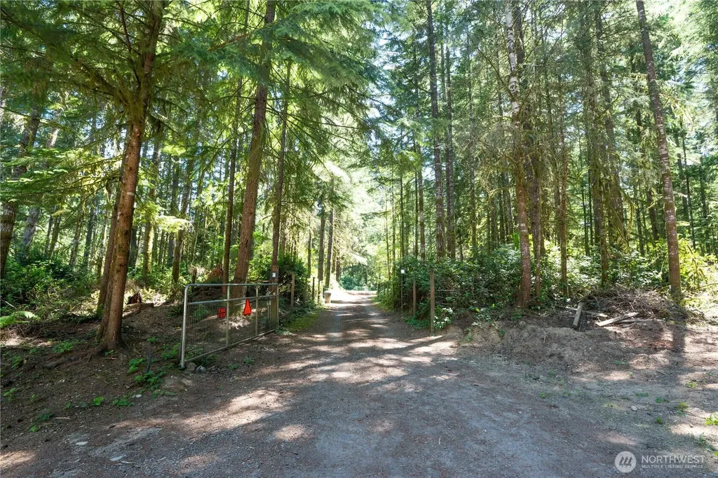 3499 SE Bear Tree Lane Port Orchard WA 98367