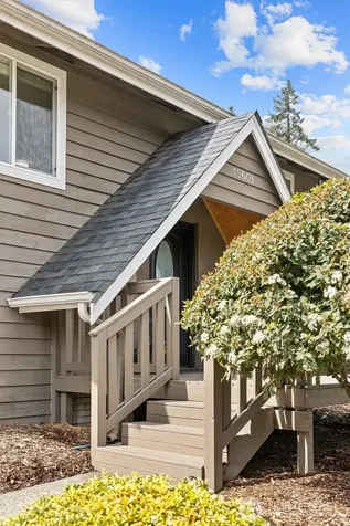 15601 125th Place NE Woodinville WA 98072