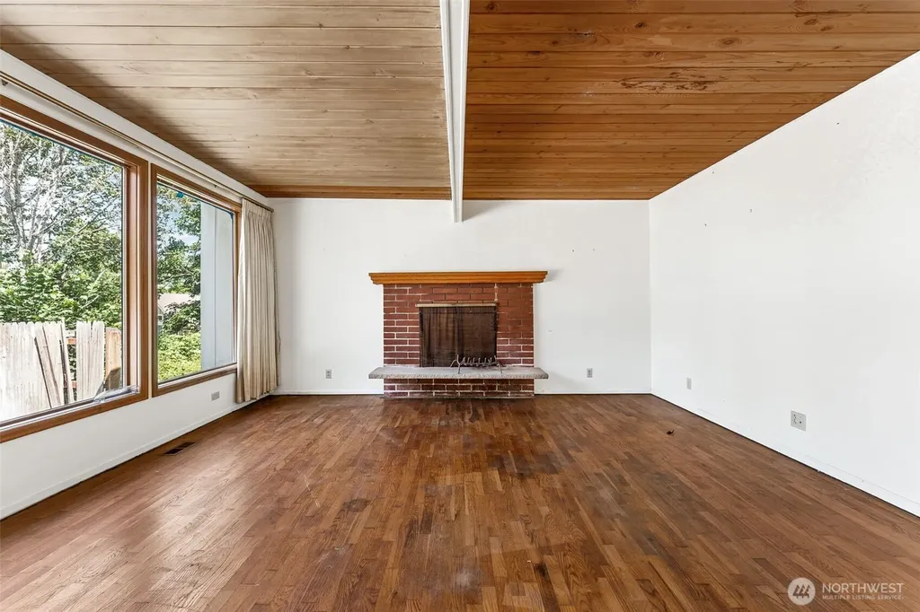 6727 21st Avenue SW Seattle WA 98106
