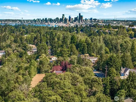 6727 21st Avenue SW Seattle WA 98106
