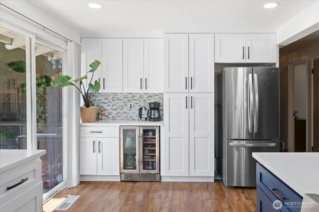 9207 Meadow Way Everett WA 98208