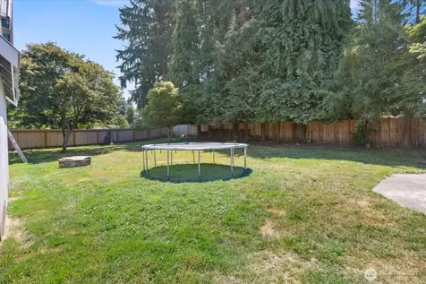 9207 Meadow Way Everett WA 98208